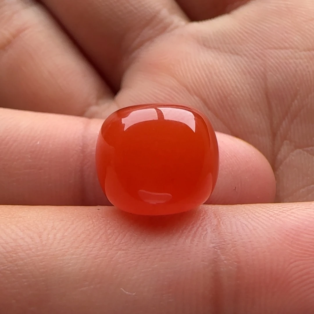 南红玛瑙老型12x10.5未镶嵌孔马牙