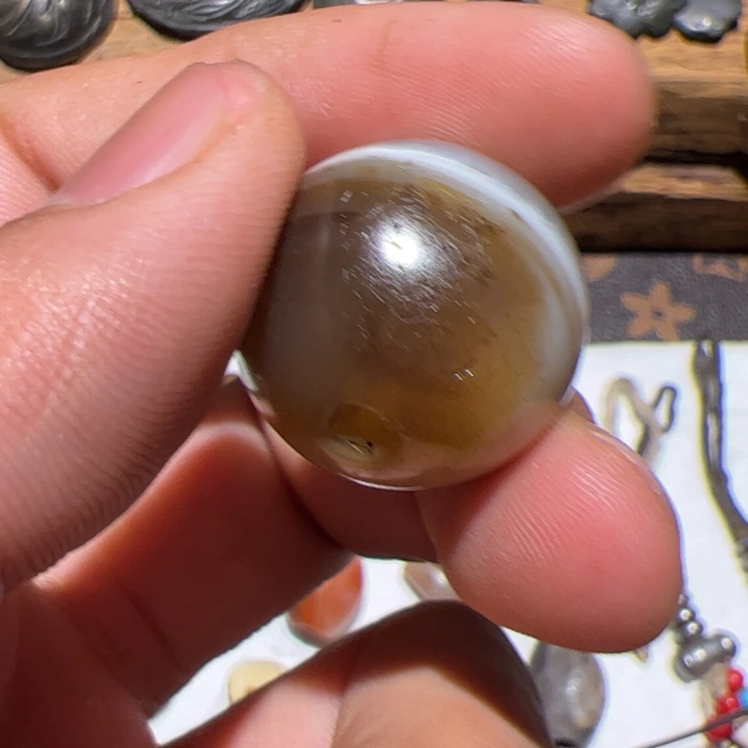 E***7颈饰玻璃你是不是也