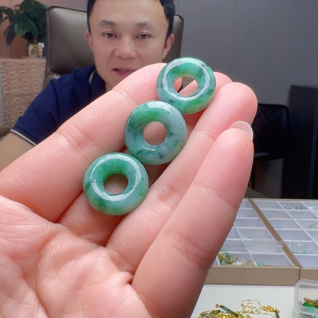 翡翠裸石多样性发货其一