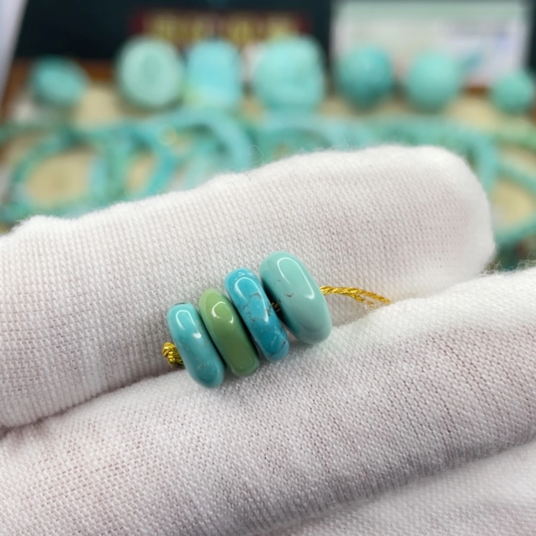 绿松石未镶嵌挂件