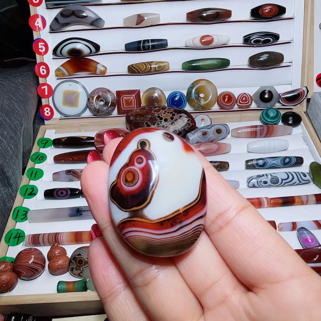 玛瑙/玉髓颈饰未镶嵌