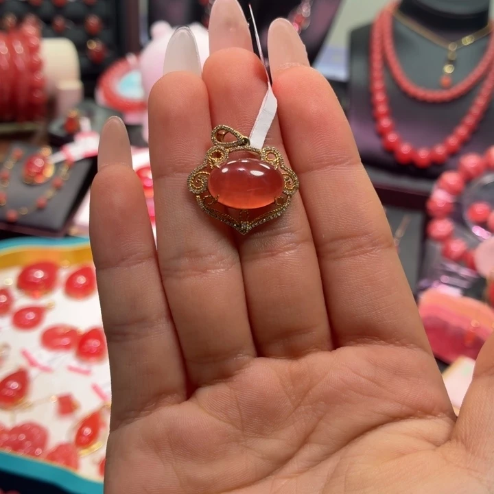 菱锰矿（红纹石）18K金镶嵌颈饰蛋面吊坠3.36g