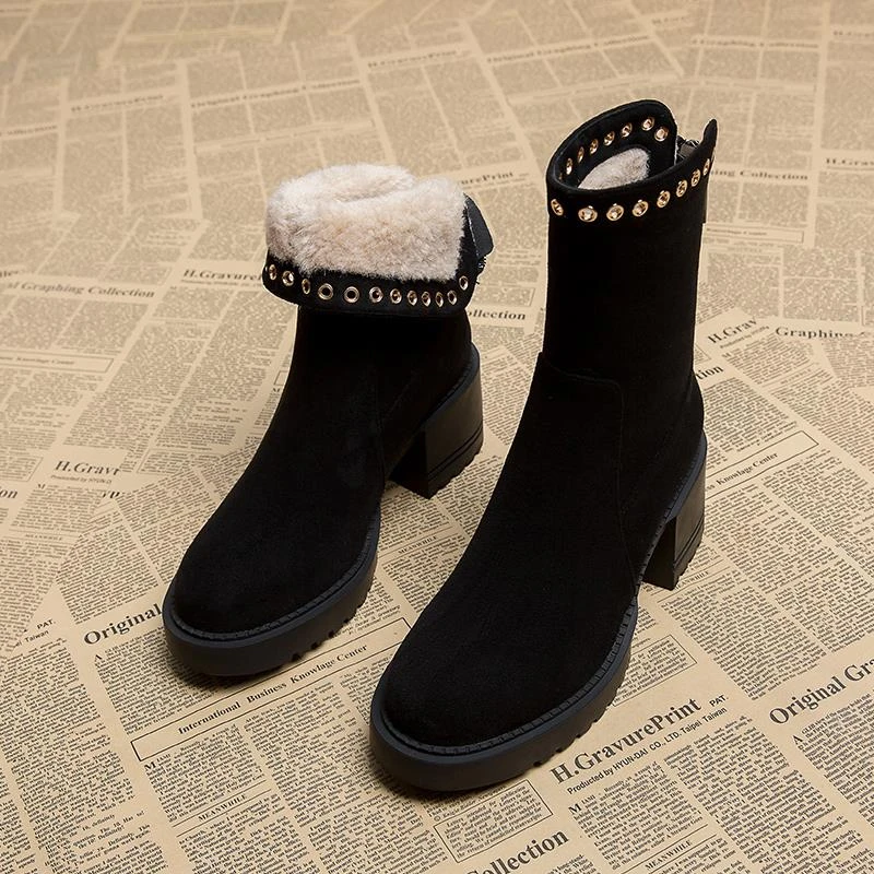 粗跟雪地靴秋冬棉鞋加绒加厚马丁靴厚底女鞋冬款超火高跟短靴