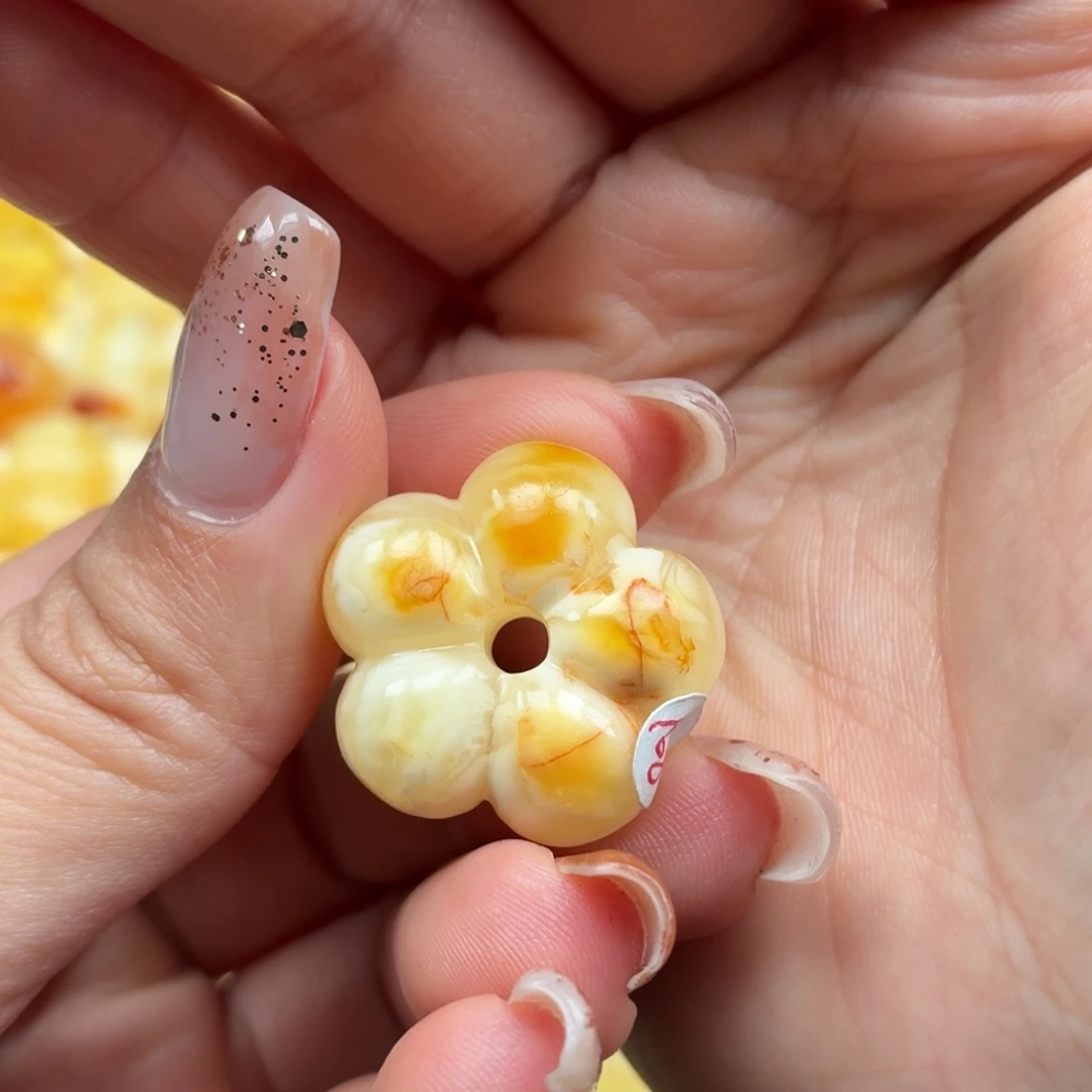 琥珀未镶嵌裸石蜜蜡