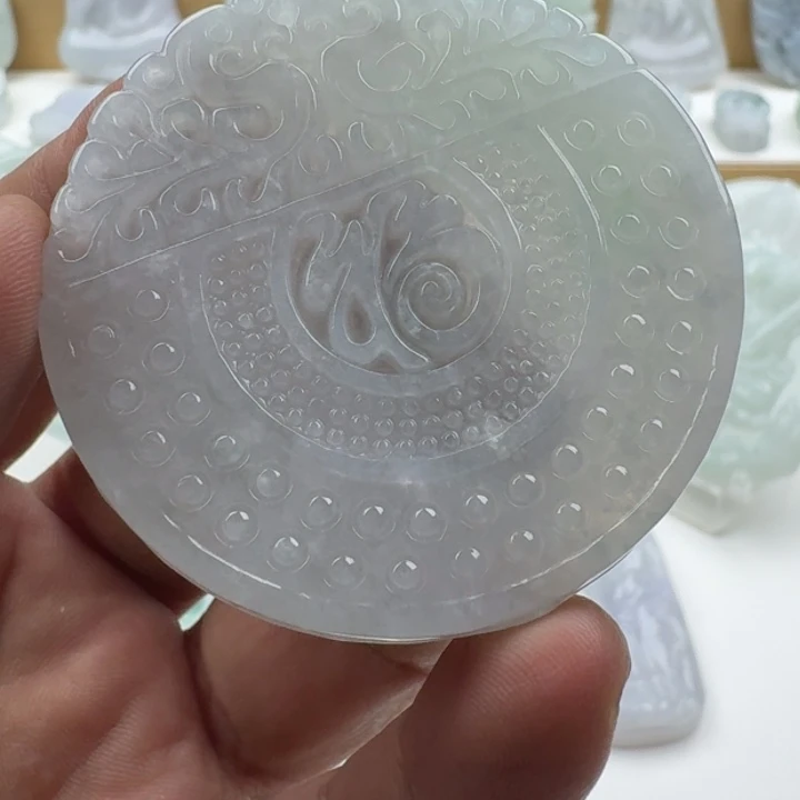 翡翠未镶嵌颈饰天然缅甸A货翡翠
