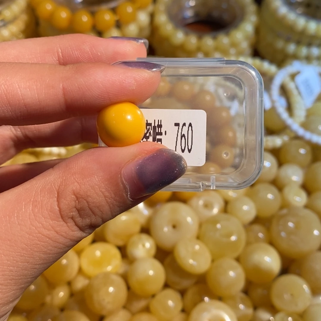 琥珀未镶嵌珠宝奇石760