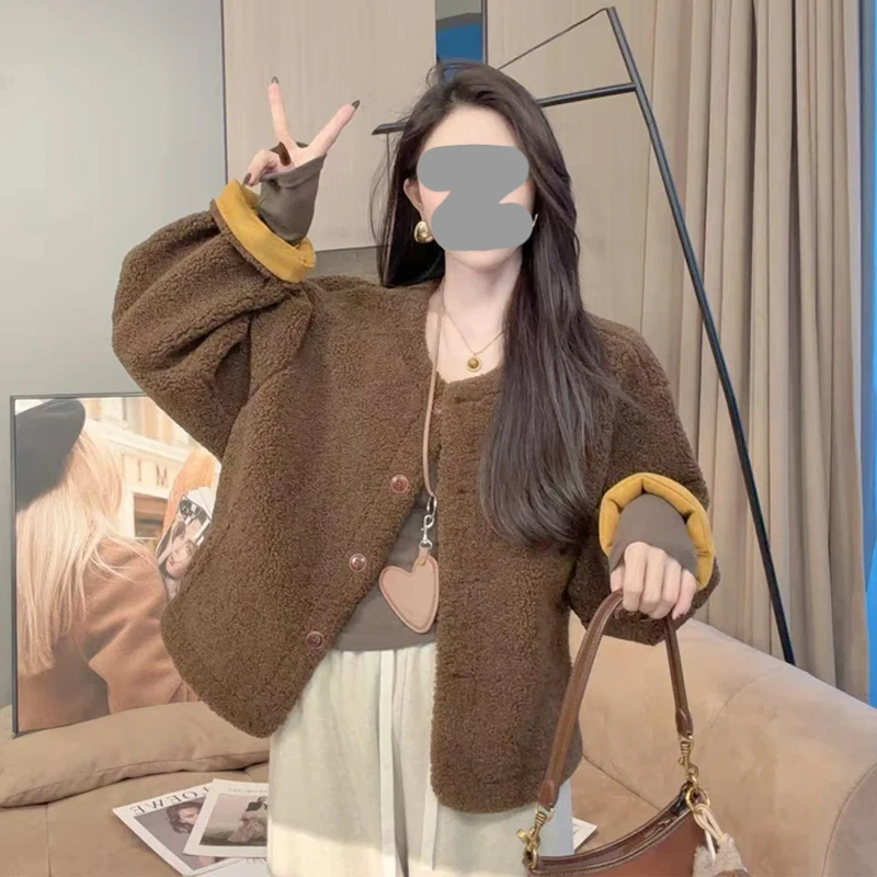 2025秋季新款潮流设计感短外套女韩版时尚高级感纯色小众洋气上衣