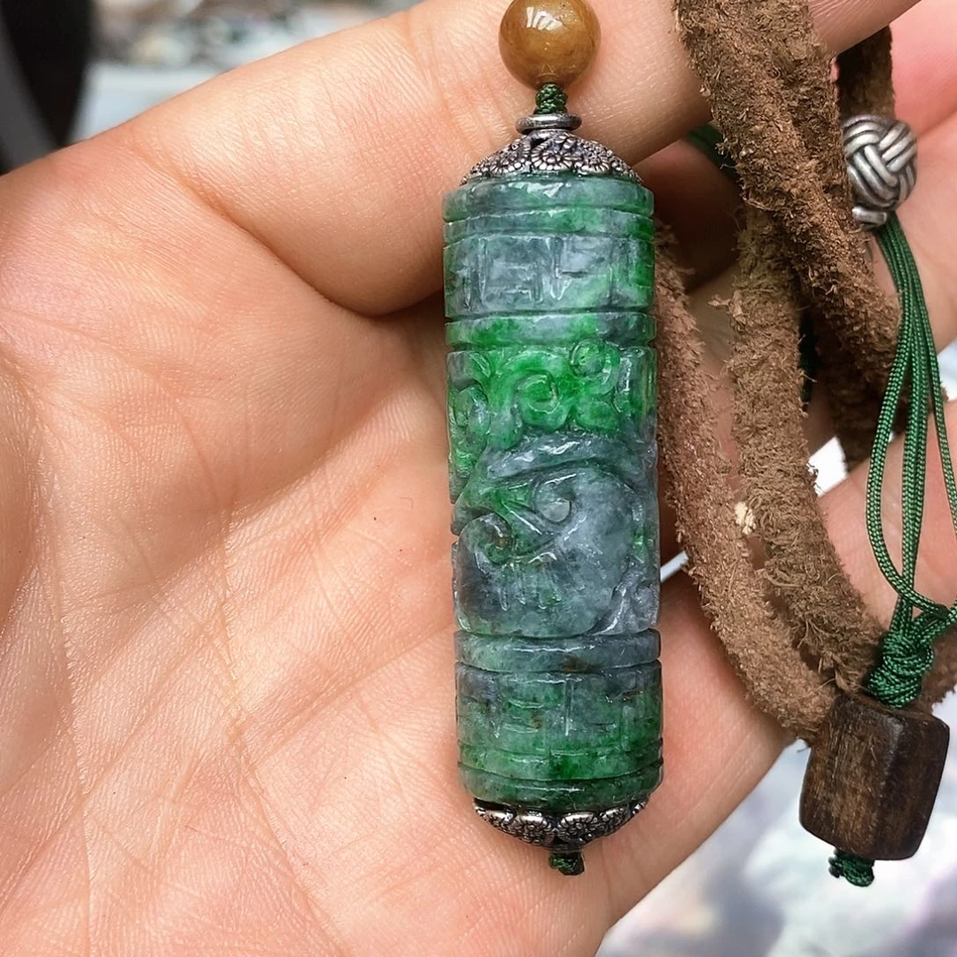 铁合金锆石旺**山漂亮美眉