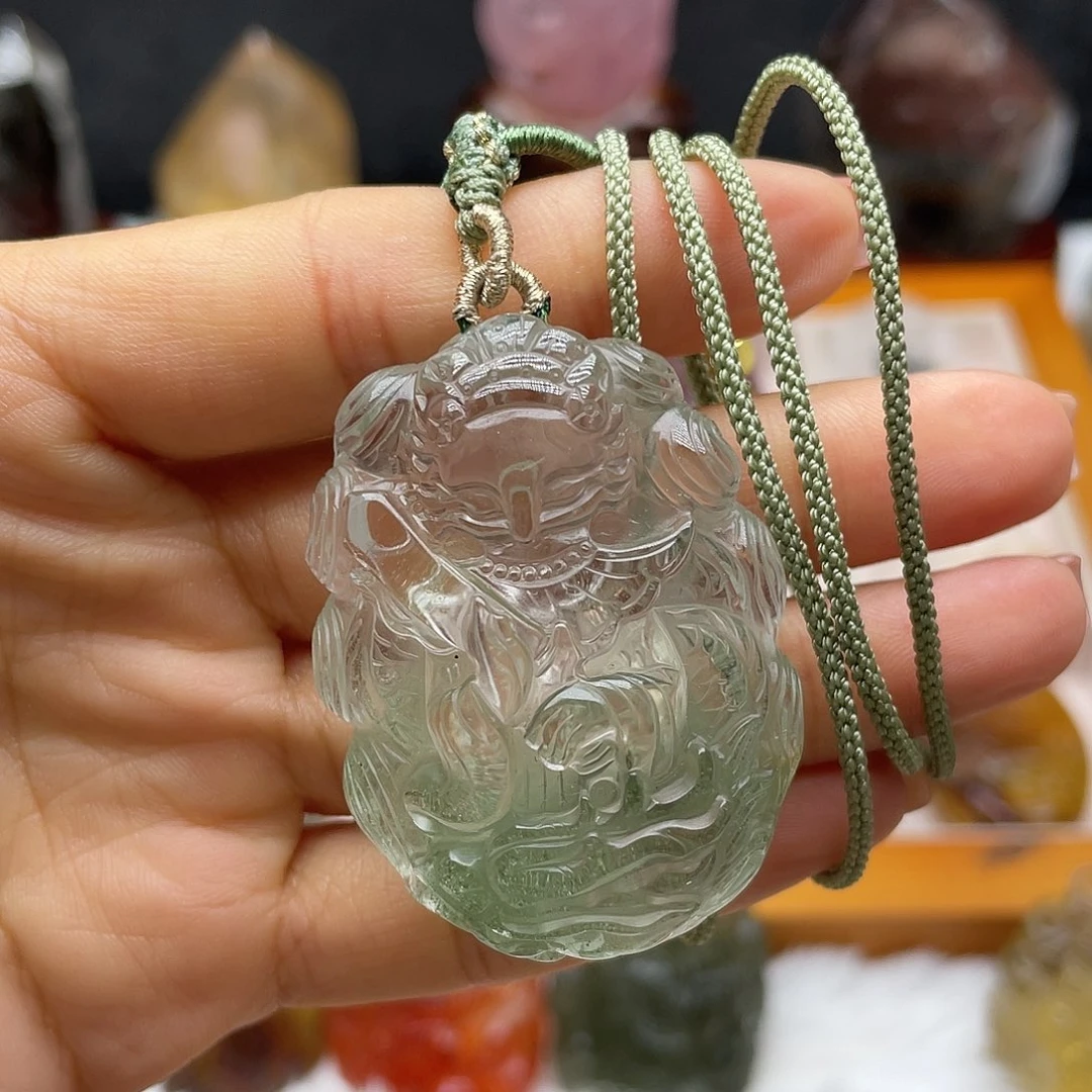 颈饰未镶嵌水晶天然