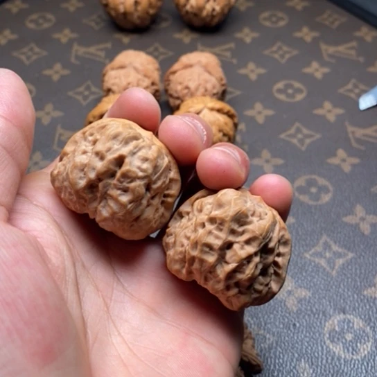 文玩核桃把件平**奇蛤蟆