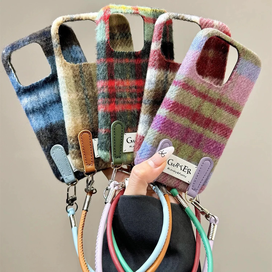 秋冬高级感毛呢格子绒布适用苹果17ProMax手机壳iphone17新款16女