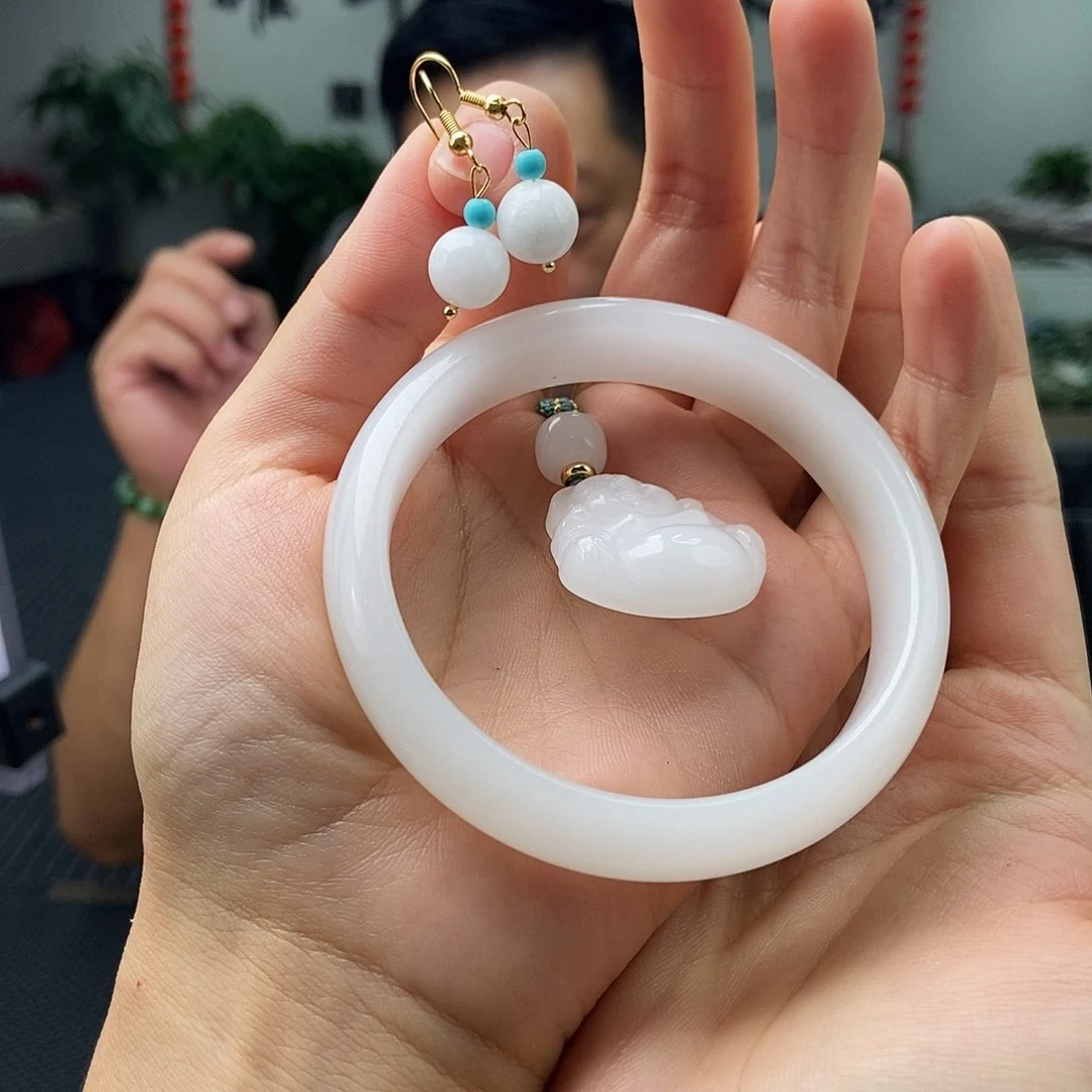 石英质玉（金丝玉）53-64颜色多样性发拍一发一未镶嵌