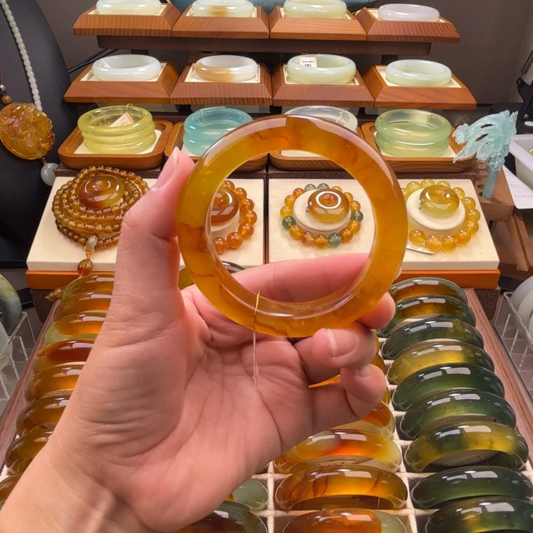 蛇纹石玉未镶嵌手镯56