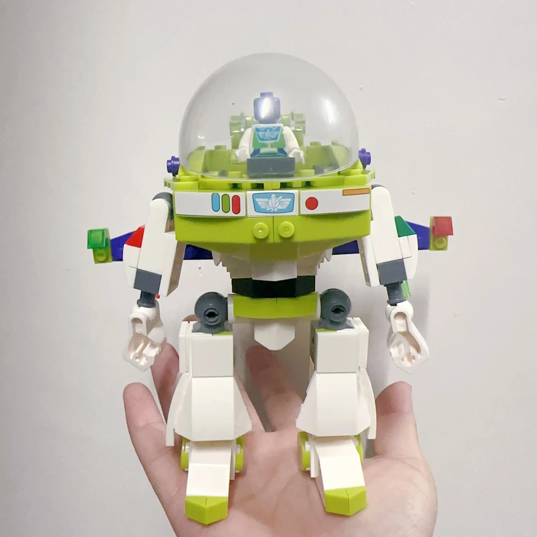 巴斯益智颗粒拼装机甲积木男孩女孩总动员玩具