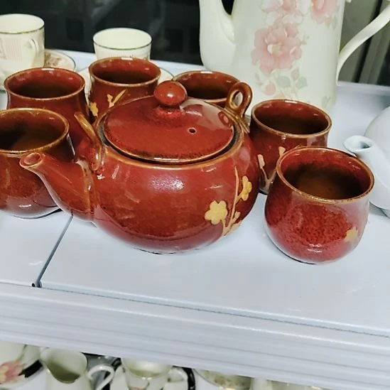 瓷片五厂，七厂各种摆件，瓷片，均有瑕疵！