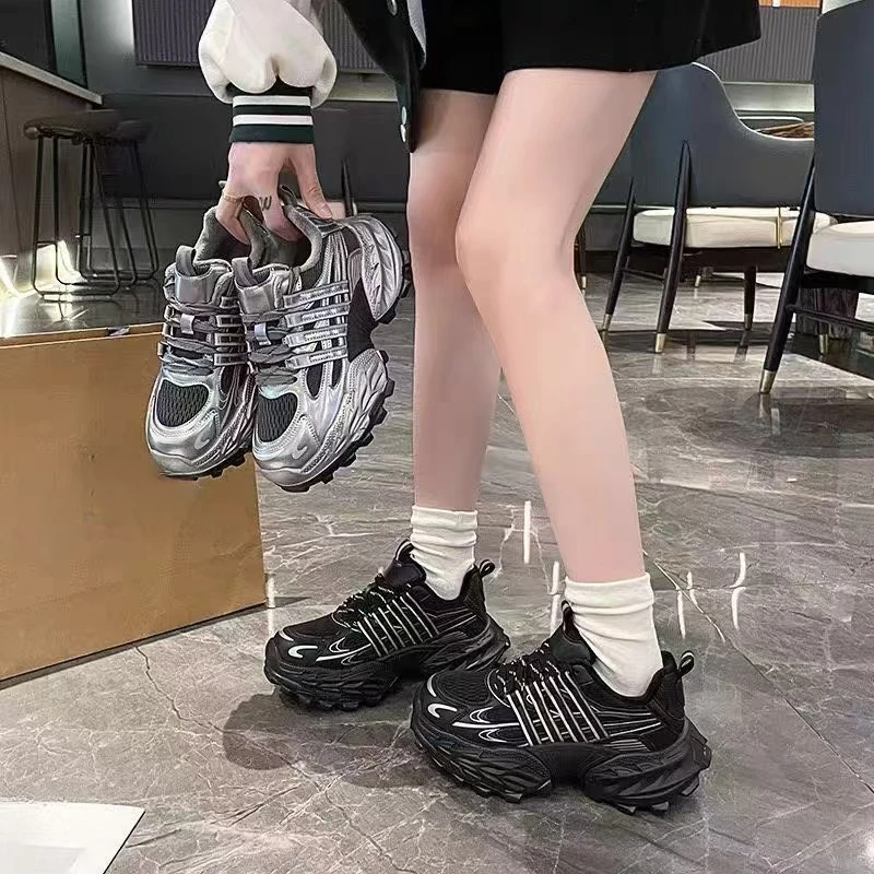 【SiSi】新疆包邮韩版厚底老爹鞋2025年复古炸街增高轻便休闲运动鞋