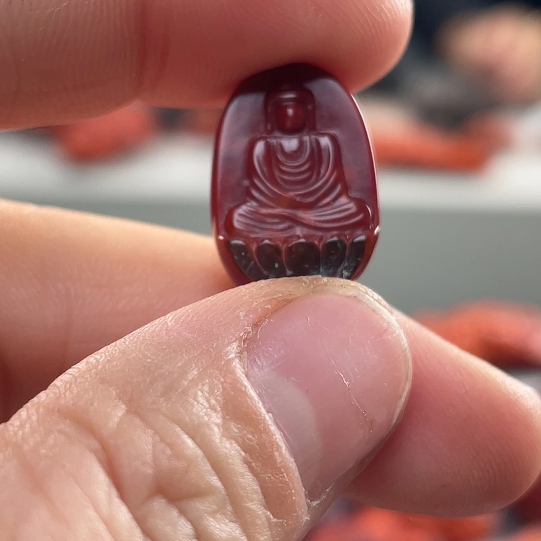 南红玛瑙未镶嵌颈饰