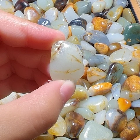 和田玉（糖玉）未镶嵌颈饰7.8克