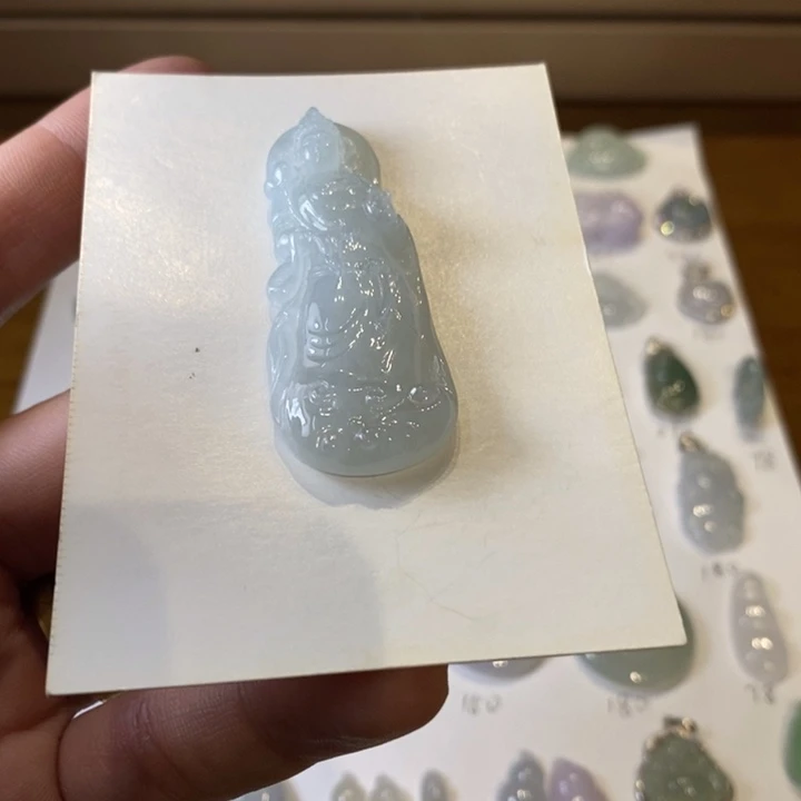 翡翠未镶嵌颈饰吊坠