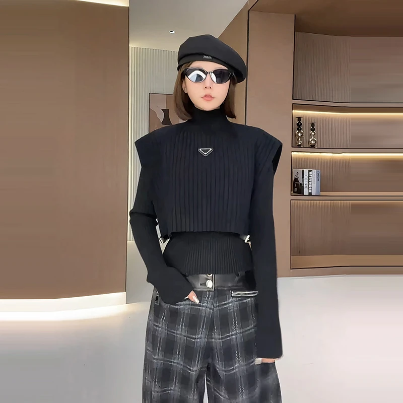 春季新款高级感时尚套装女设计感披肩毛衣长袖打底衫黑色两件套潮