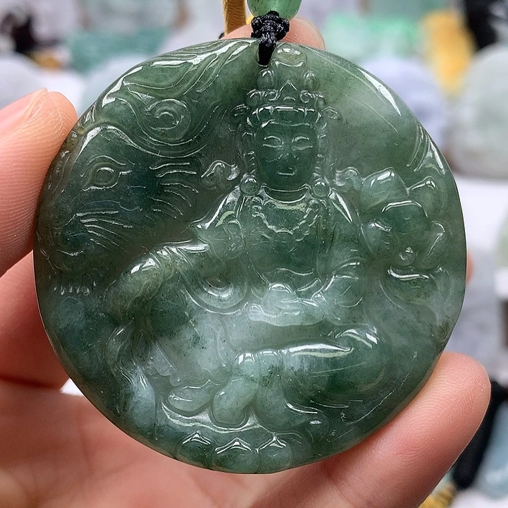 翡翠未镶嵌颈饰文殊菩萨福利
