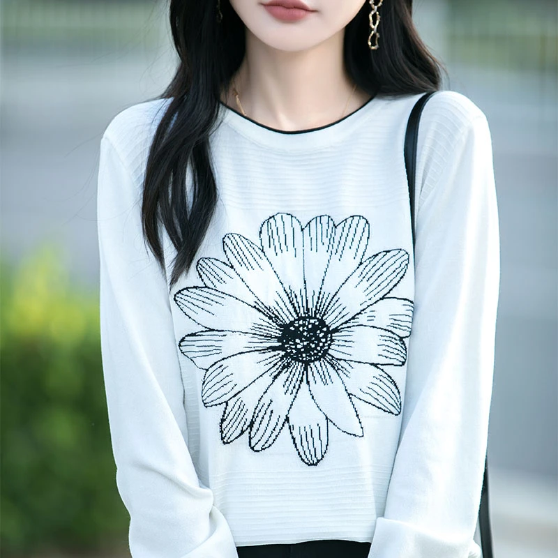 太阳花刺绣长袖套头针织衫-2509