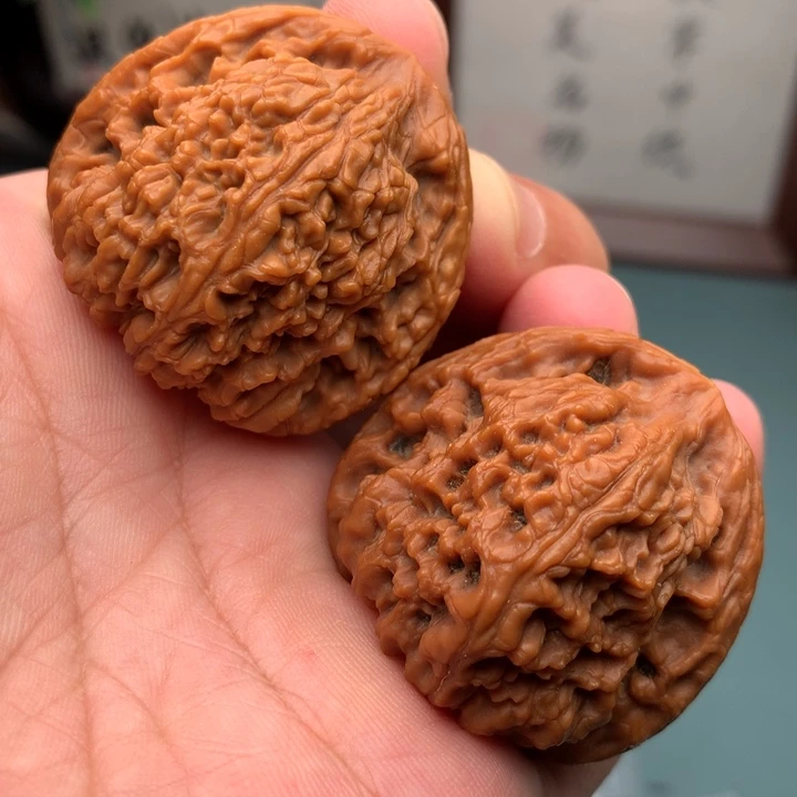 陈***妈文玩核桃吊坠南疆34