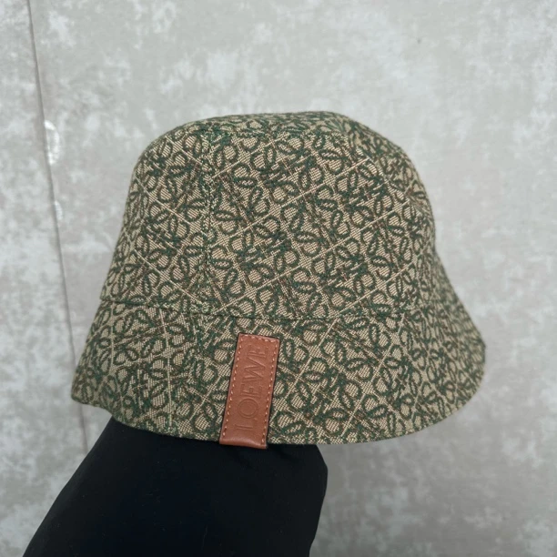 未使用 LOEWE/罗意威 罗意威老花帆布双面渔夫帽/17718/JP