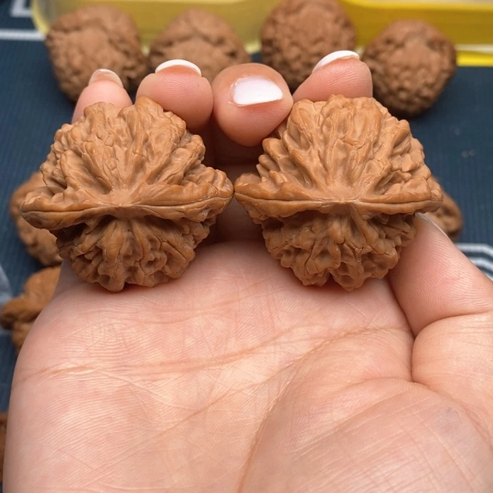 文玩核桃吊坠41鹤渡岭