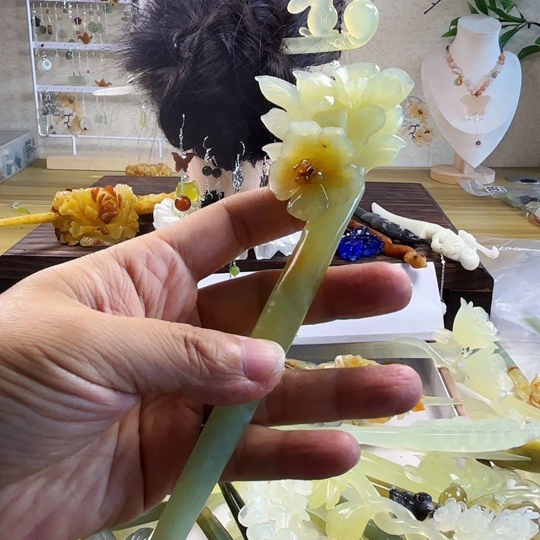 蛇纹石玉发饰合金