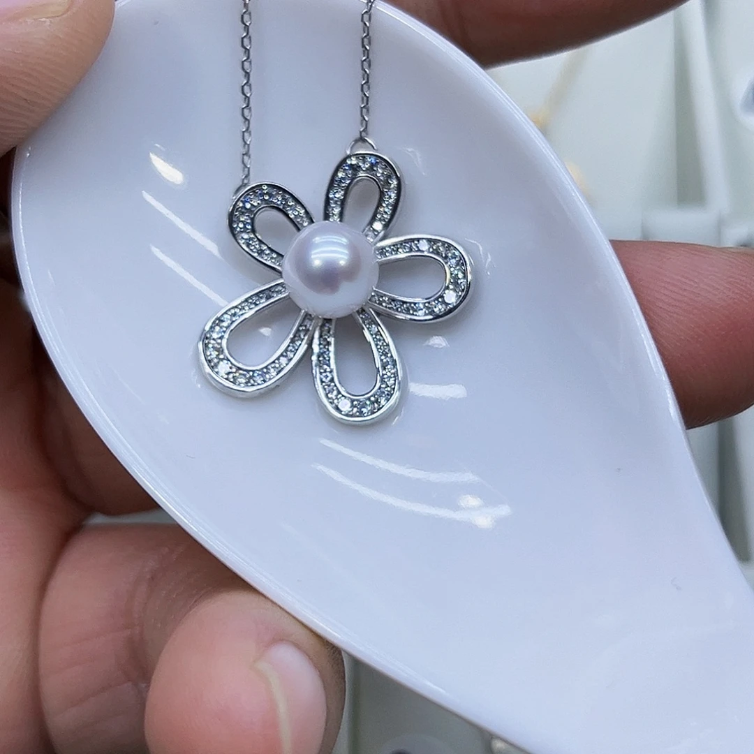 银S925镶嵌淡水珍珠颈饰