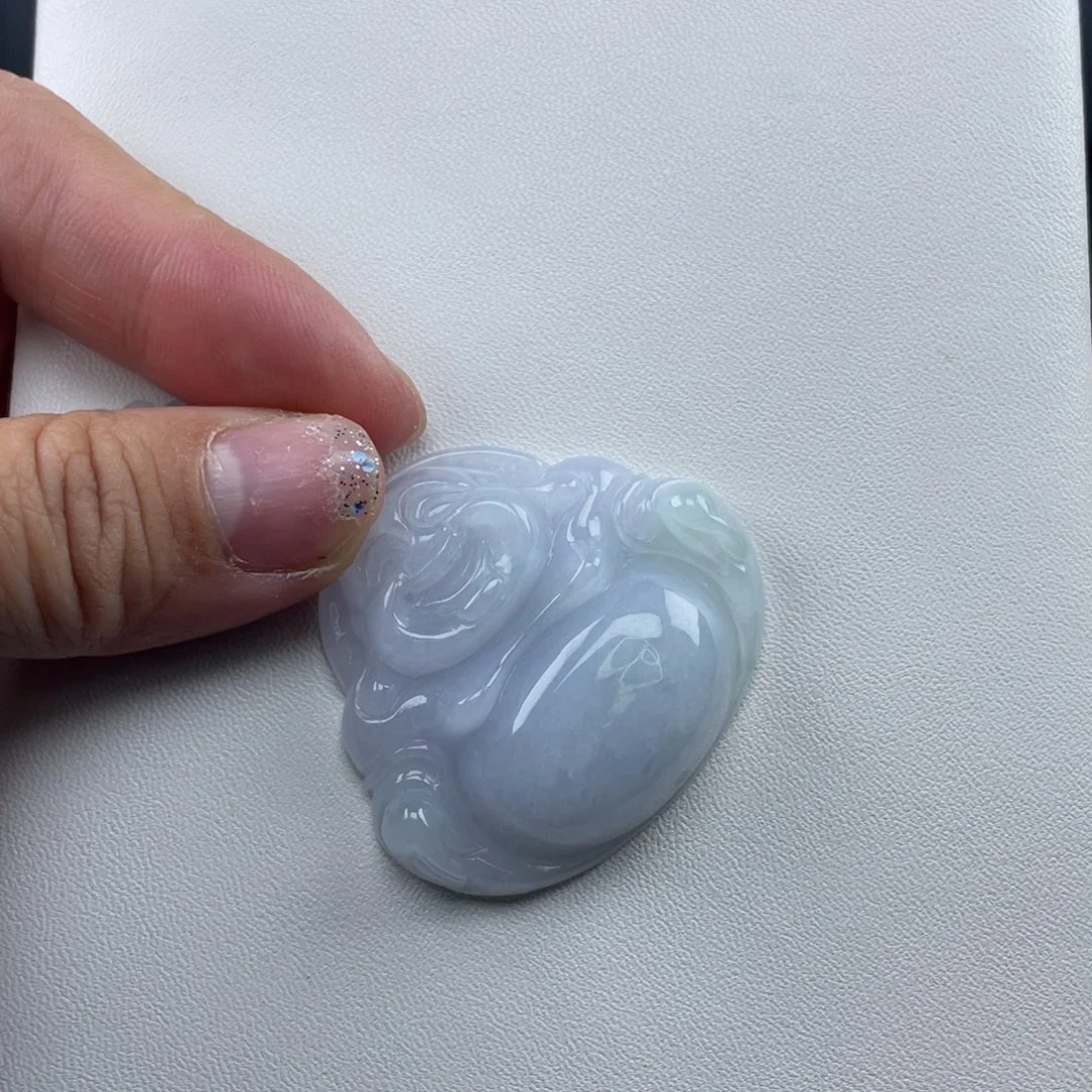 莫***沫翡翠未镶嵌颈饰佛公