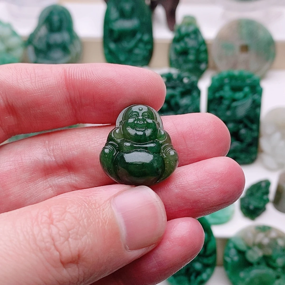 金***林独山玉未镶嵌吊坠
