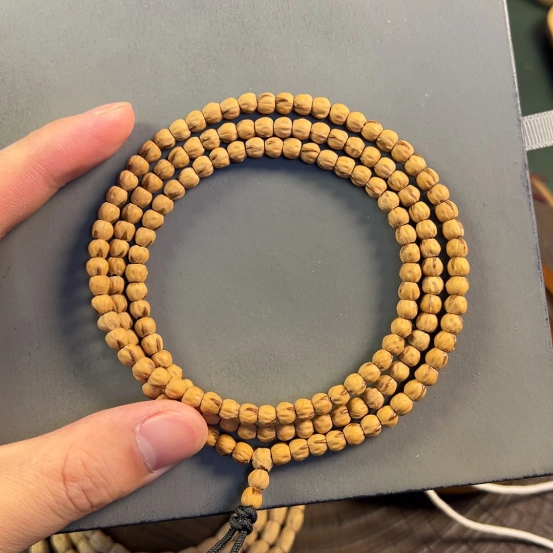 【闪购商品】柏香籽/百香籽吊坠热振红皮红牙小金豆2号