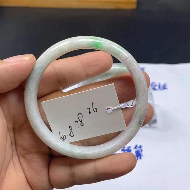未镶嵌手镯翡翠天然翡翠