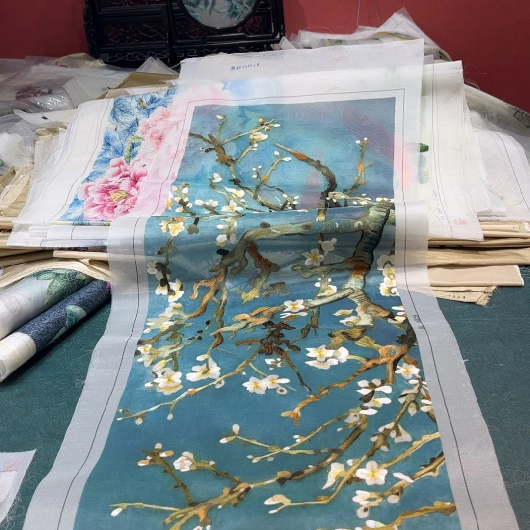 织绣纯手工制作的一款游戏