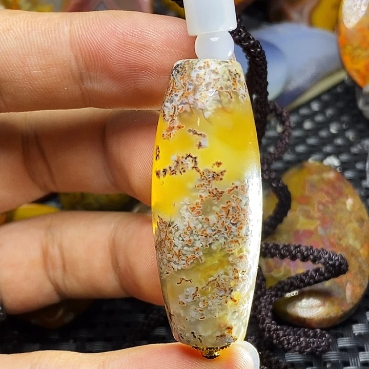 三***哥玛瑙/玉髓未镶嵌颈饰
