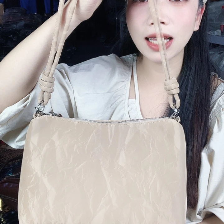 小牛皮（革）牛剖层皮革牛皮（革）