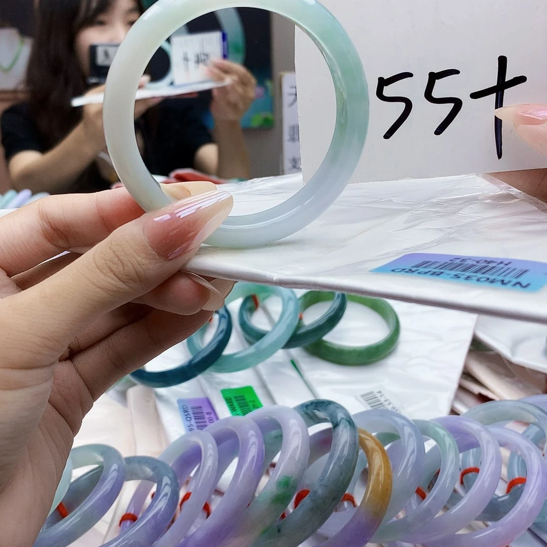 未镶嵌手镯翡翠vvv