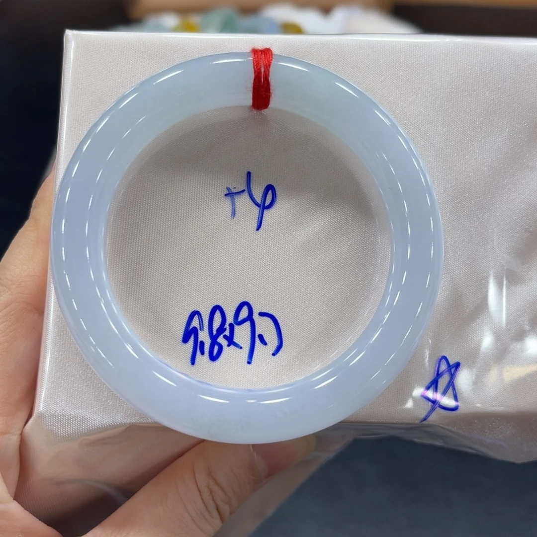 未镶嵌手镯翡翠翡翠