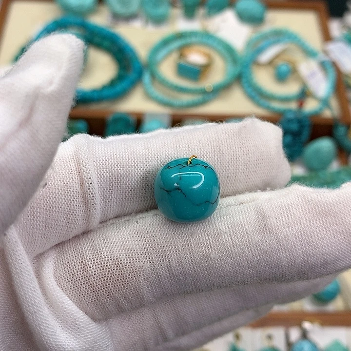 绿松石挂件未镶嵌多****O