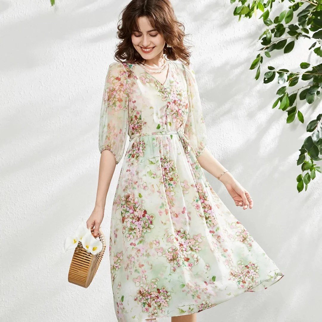 100%桑蚕丝V领中袖印花显瘦真丝连衣裙635339