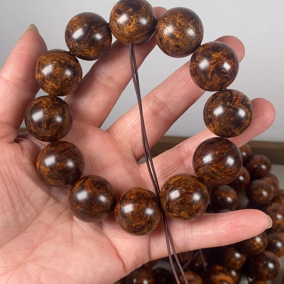 黄花梨/降香黄檀手串/手链～***?老料瘤疤