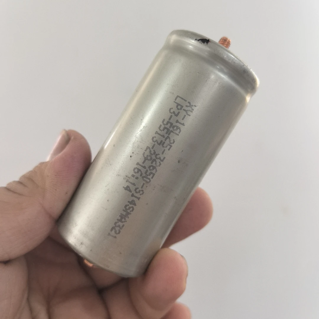 带螺柱32650充电锂电池发2个