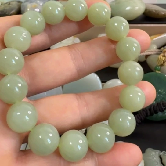 和田玉（糖玉）未镶嵌颈饰