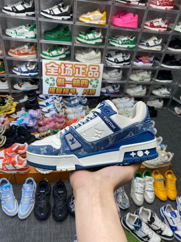99新 LouisVuitton/路易威登 37码 trainer 蓝白牛仔 低帮板鞋