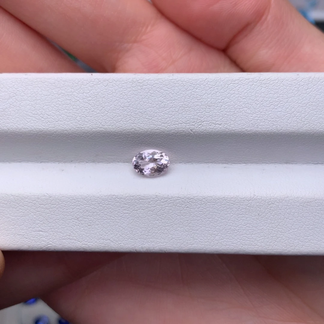 绿柱石（摩根石）裸石