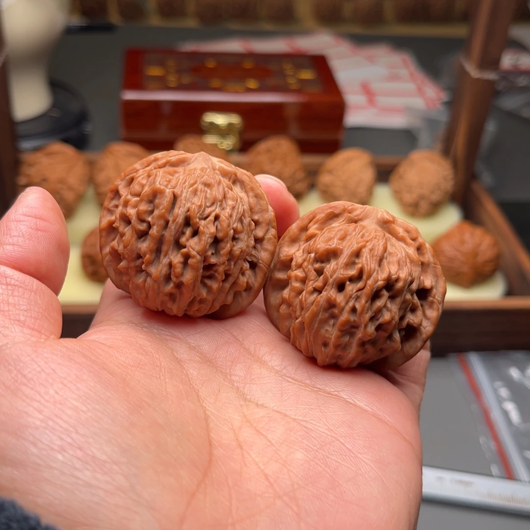 阿***哥文玩核桃吊坠42尺四座楼