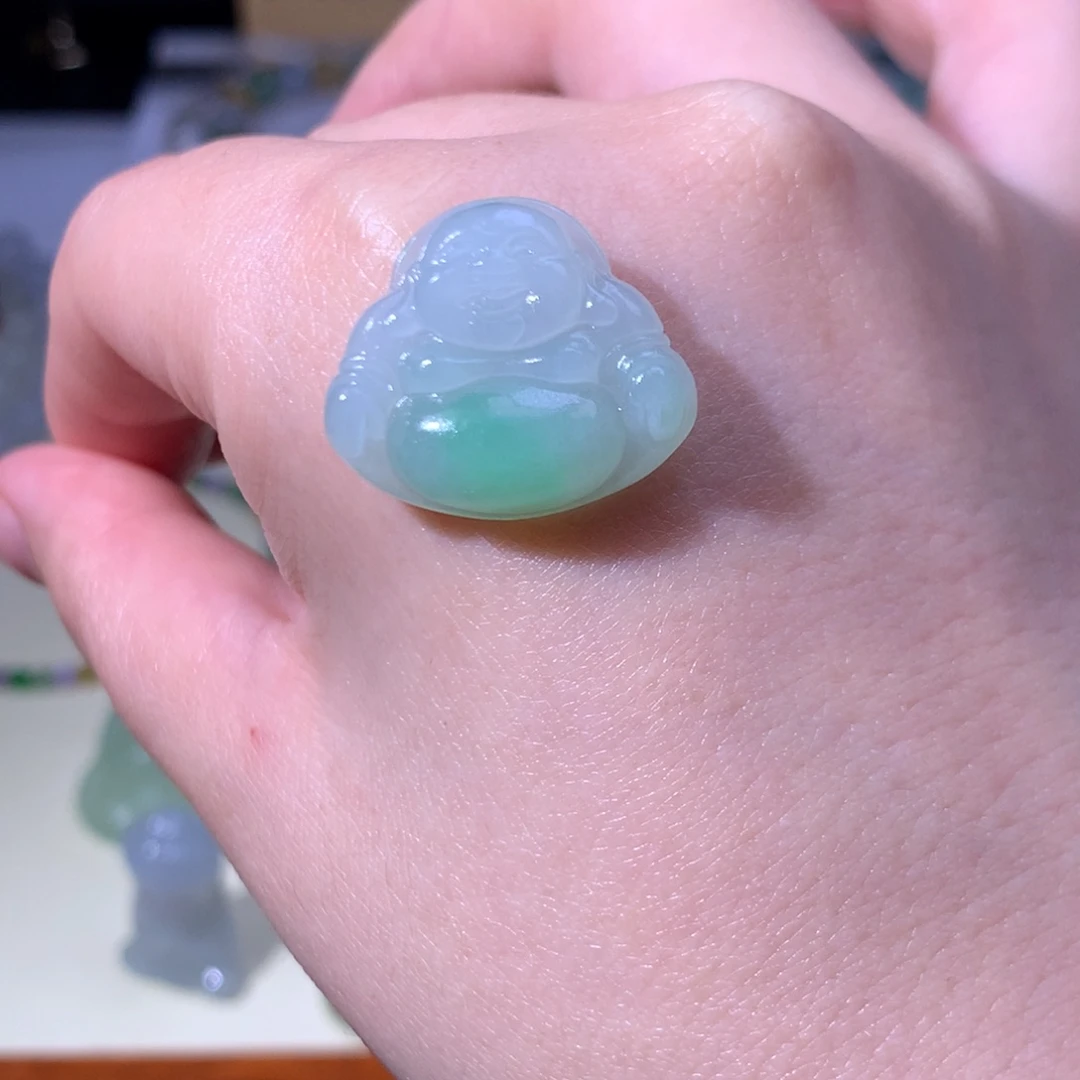 未镶嵌定制翡翠佛公