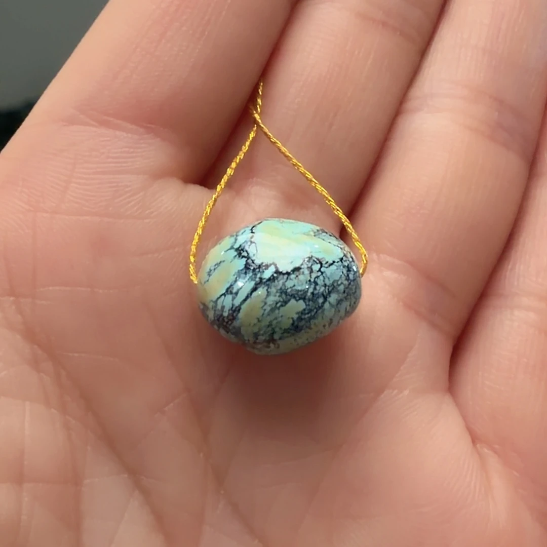 绿松石未镶嵌颈饰